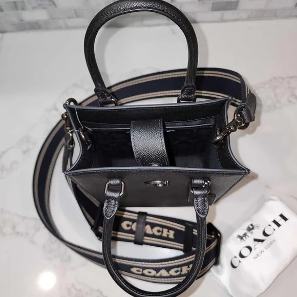 NEW! COACH Unisex Tote 16 In Crossgrain Leather Shoulder Bag Crossbody Black - Picture 10 of 16